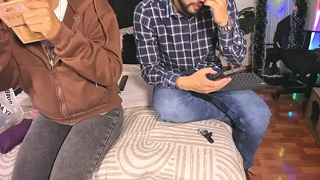 -soulmate-s online show from 12-19-25, 01:29