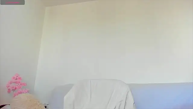 hornyemma   online show from 04-23-26, 08:35