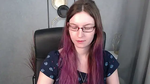 emmaxDelight online show from 01-17-25, 10:11