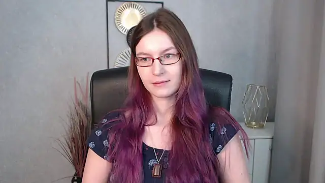 emmaxDelight online show from 01-20-25, 10:07