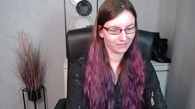 emmaxDelight online show from 02-25-25, 12:34