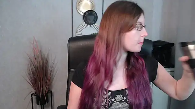 emmaxDelight online show from 03-03-25, 10:28