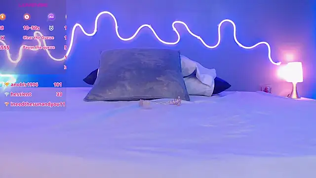 zoe jones13 online show from 03-10-25, 09:43