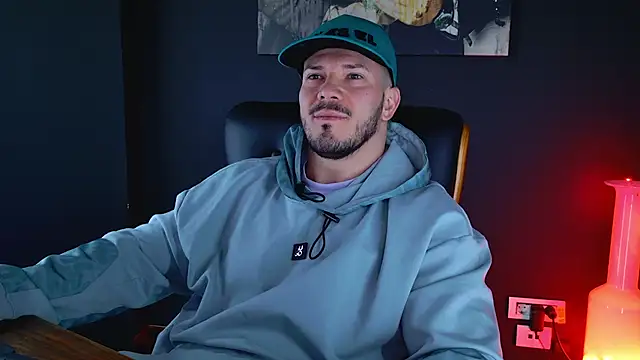 AngeloEric online show from 01-06-25, 09:52