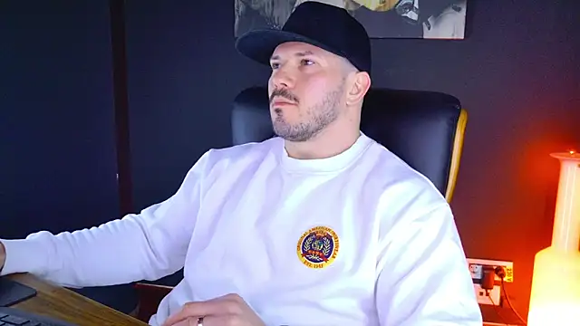 AngeloEric online show from 01-17-25, 08:34