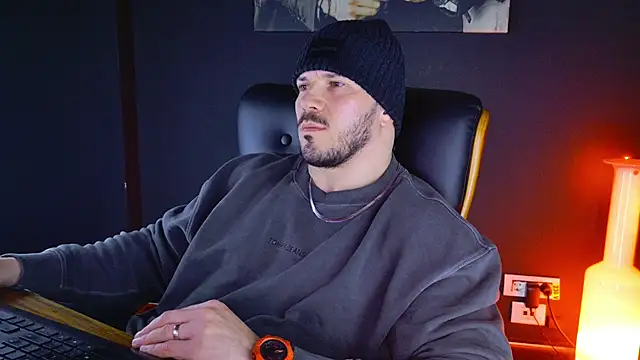 AngeloEric online show from 01-27-25, 05:37