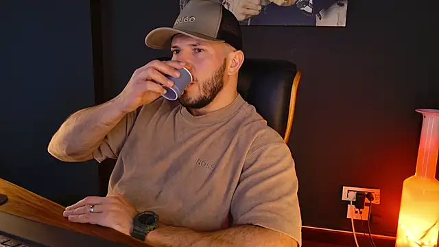 AngeloEric online show from 12-04-25, 01:09