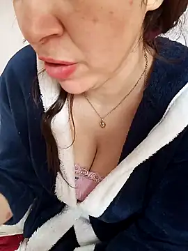 Snapshot of jijijoudia chatting on 01-20-25, 04:01 jijijoudia online show from 01-20-25, 04:01