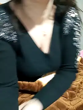 Snapshot of jijijoudia chatting on 01-20-25, 07:04 jijijoudia online show from 01-20-25, 07:04