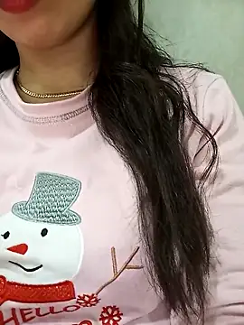 Snapshot of jijijoudia chatting on 03-06-25, 12:32 jijijoudia online show from 03-06-25, 12:32