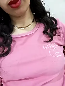 Snapshot of jijijoudia chatting on 03-17-25, 01:14 jijijoudia online show from 03-17-25, 01:14