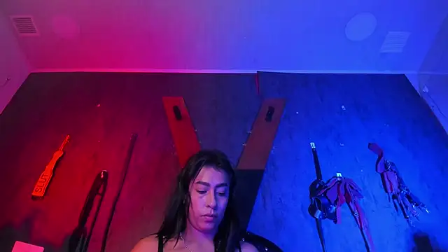 Carolina Arias online show from 01-13-25, 08:37