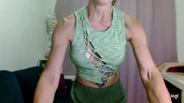 Canelita28 online show from 04-14-26, 01:22