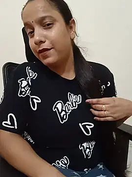 Simran-Kaur143 online show from 07-08-26, 10:20