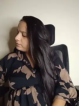Simran-Kaur143 online show from 07-09-26, 10:19