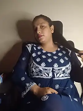 Simran-Kaur143 online show from 07-11-26, 10:07