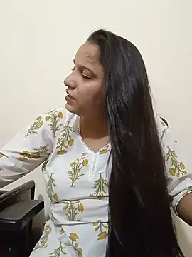 Simran-Kaur143 online show from 07-12-26, 10:39