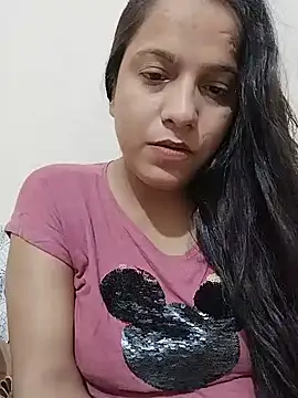 Simran-Kaur143 online show from 07-19-26, 11:36