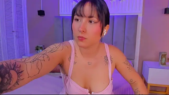 dyvis 22 online show from 12-14-25, 11:48