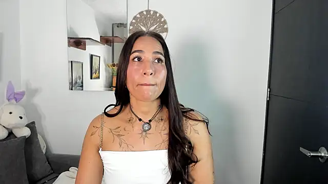 electra hunt online show from 04-23-26, 01:18