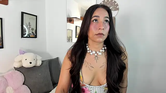 electra hunt online show from 06-06-26, 10:58