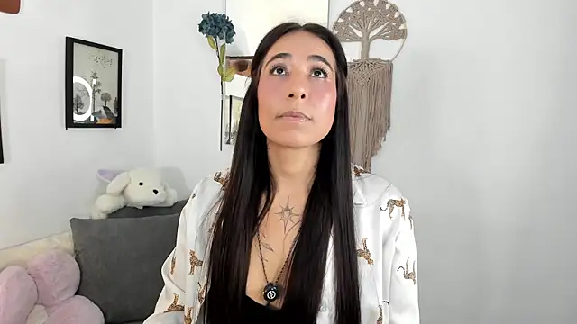 electra hunt online show from 07-15-26, 02:39