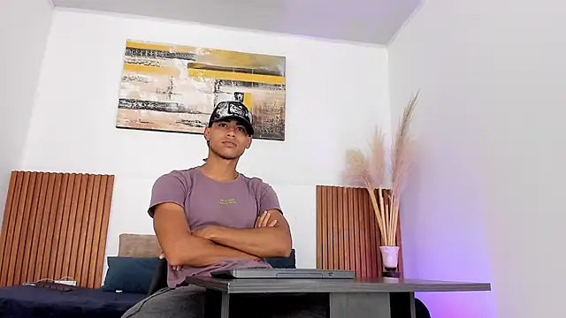 Snapshot of zander_2120 chatting on 11-22-25, 12:59 zander 2120 online show from 11-22-25, 12:59