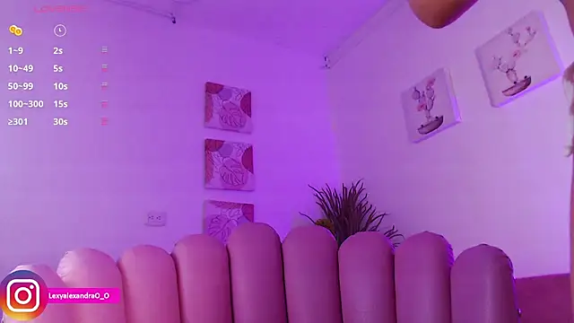 Snapshot of Lexyjoycce chatting on 01-19-25, 03:08 Lexyjoycce online show from 01-19-25, 03:08