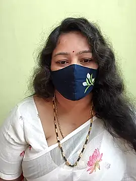 neelu-hoty online show from 04-17-26, 07:55