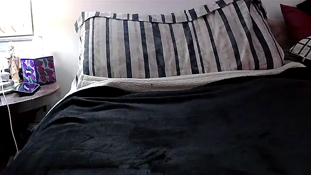 Hand69someguy online show from 04-20-26, 01:30