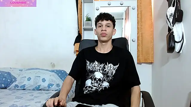 Snapshot of jeff_ross chatting on 12-04-24, 07:01 jeff ross online show from 12-04-24, 07:01