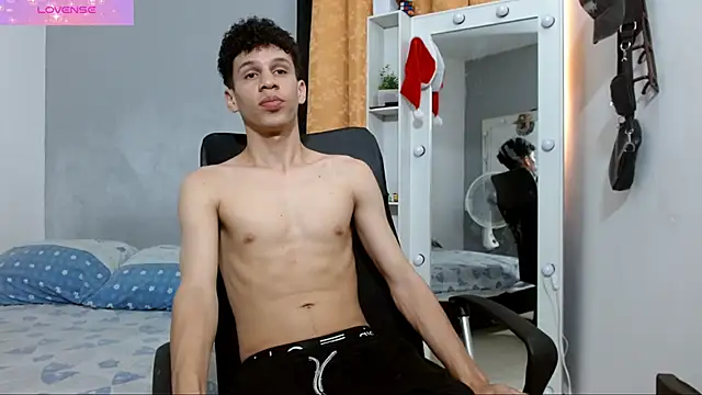 Snapshot of jeff_ross chatting on 01-19-25, 07:58 jeff ross online show from 01-19-25, 07:58