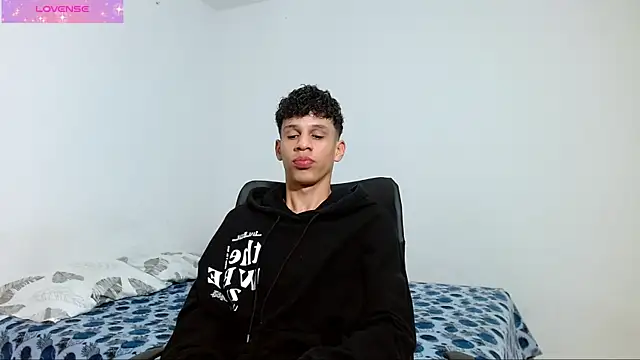 Snapshot of jeff_ross chatting on 03-19-25, 08:11 jeff ross online show from 03-19-25, 08:11