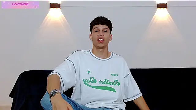 Snapshot of jeff_ross chatting on 09-11-25, 10:37 jeff ross online show from 09-11-25, 10:37