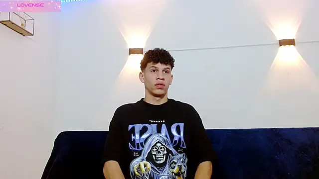 Snapshot of jeff_ross chatting on 10-15-25, 10:48 jeff ross online show from 10-15-25, 10:48