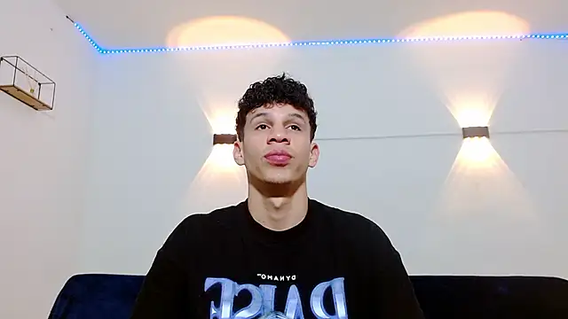 Snapshot of jeff_ross chatting on 10-18-25, 11:11 jeff ross online show from 10-18-25, 11:11