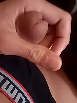 Snapshot of LAN69XXXX chatting on 02-18-25, 12:28 LAN69XXXX online show from 02-18-25, 12:28