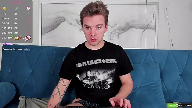 ArthurWhitee online show from 03-01-25, 03:53