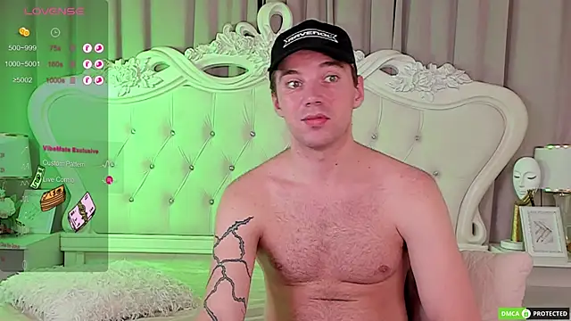 ArthurWhitee online show from 10-12-25, 05:34