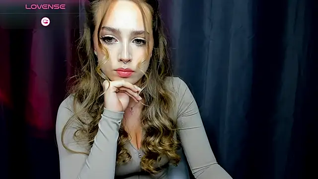 YaraKroft  online show from 12-03-25, 08:45