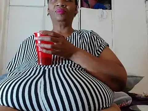 tinagiant online show from 03-01-25, 10:55