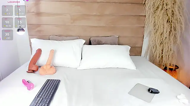 Snapshot of IsabellaJonns chatting on 12-10-24, 04:24 IsabellaJonns online show from 12-10-24, 04:24