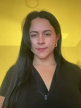 Snapshot of CoralineKam1 chatting on 02-23-25, 09:37 CoralineKam1 online show from 02-23-25, 09:37