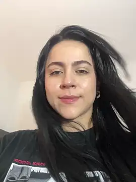 Snapshot of CoralineKam1 chatting on 03-02-25, 02:43 CoralineKam1 online show from 03-02-25, 02:43