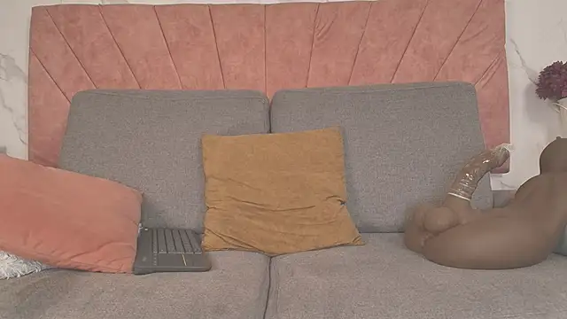 Hanna lens online show from 04-28-26, 07:30