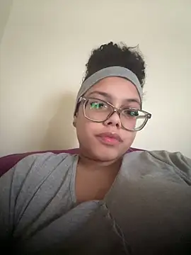 Snapshot of kelsmx chatting on 01-14-25, 08:37 kelsmx online show from 01-14-25, 08:37