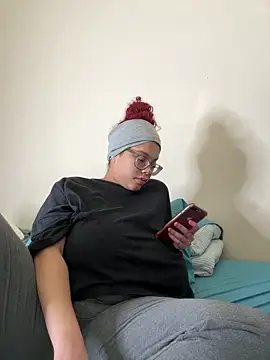 Snapshot of kelsmx chatting on 04-05-26, 08:50 kelsmx online show from 04-05-26, 08:50