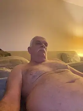 Snapshot of Silver1959 chatting on 07-15-26, 05:34 Silver1959 online show from 07-15-26, 05:34