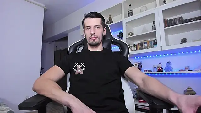 Snapshot of ToddClaytonn chatting on 01-23-25, 02:12 ToddClaytonn online show from 01-23-25, 02:12