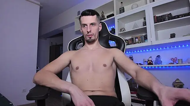 Snapshot of ToddClaytonn chatting on 02-02-25, 01:30 ToddClaytonn online show from 02-02-25, 01:30